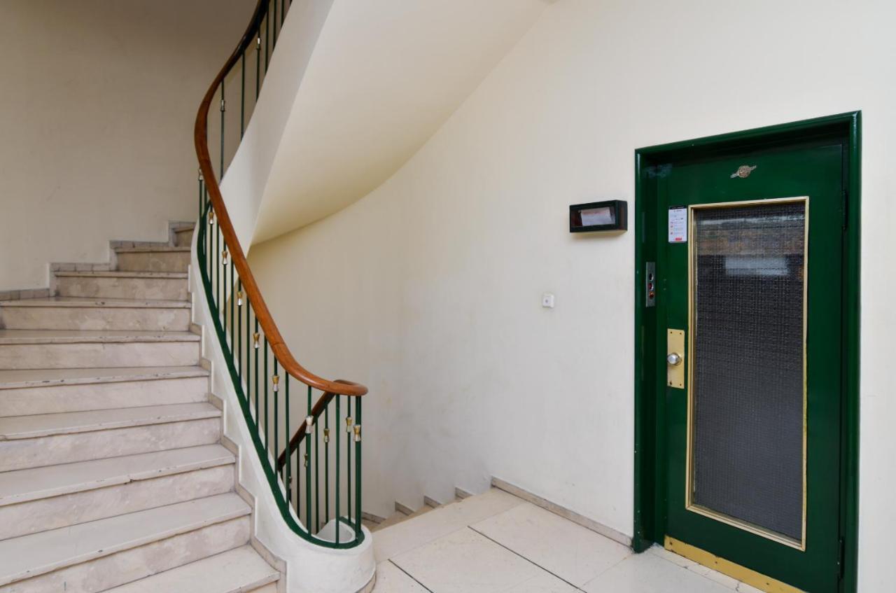 Stylish In Front Of Syntagma Metro Stop For 2 Appartamento
